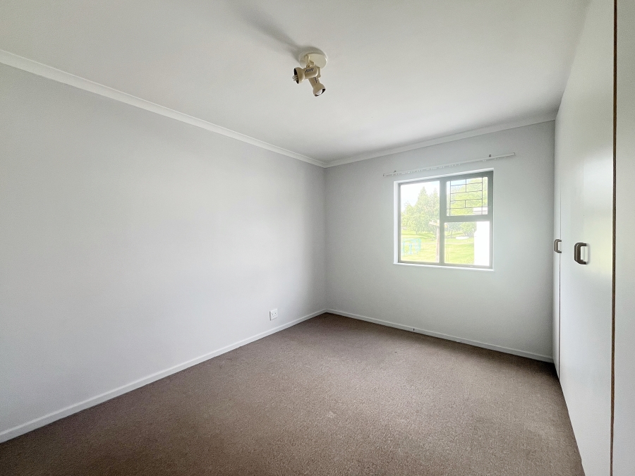 To Let 2 Bedroom Property for Rent in Durbanville Western Cape